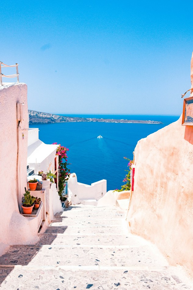 Beach Town Travel Planning: Where To Stay, What To Skip, And When To Go