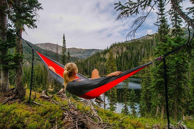 Hammock vs Tent Camping